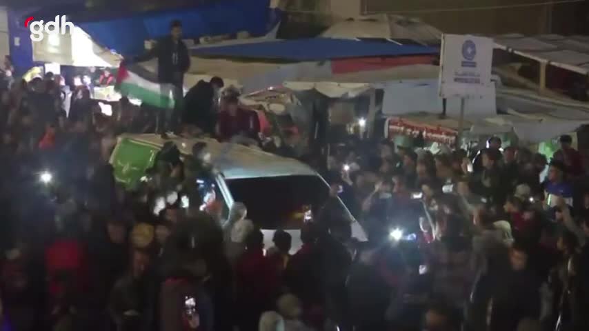 El Kassam Tugayları'nın askerleri Gazze'de coşkuyla karşılandı