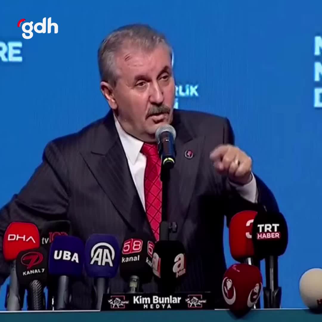 Destici: DEM Parti barış için inisiyatif alacak mı?