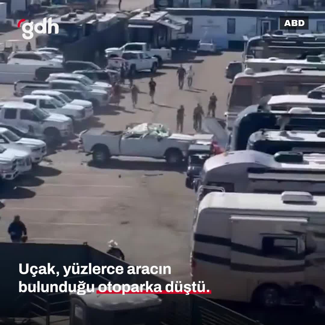 ABD'de uçak otoparka düştü, 4 kişi yaralandı