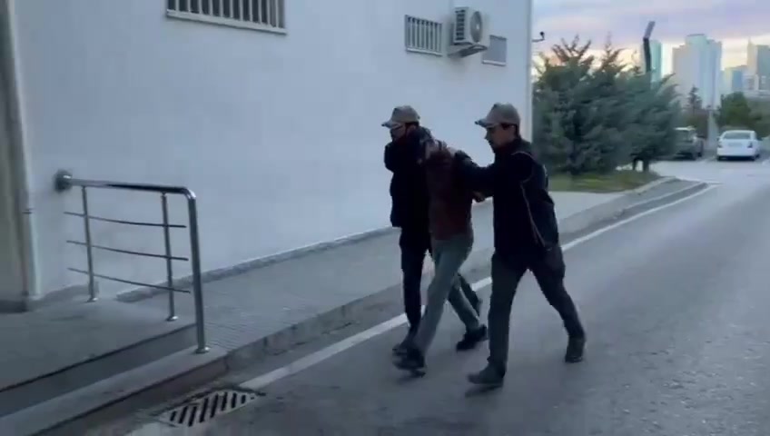 "Bozdoğan-22" operasyonunda 4 ilde 14 DEAŞ şüphelisi yakalandı