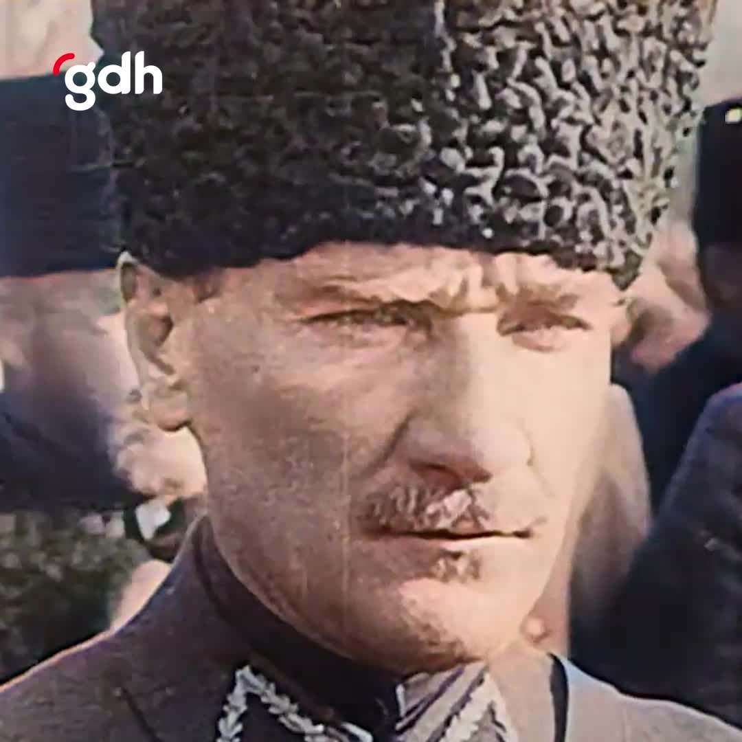Gazi Mustafa Kemal Atatürk'ü saygı ve özlemle anıyoruz