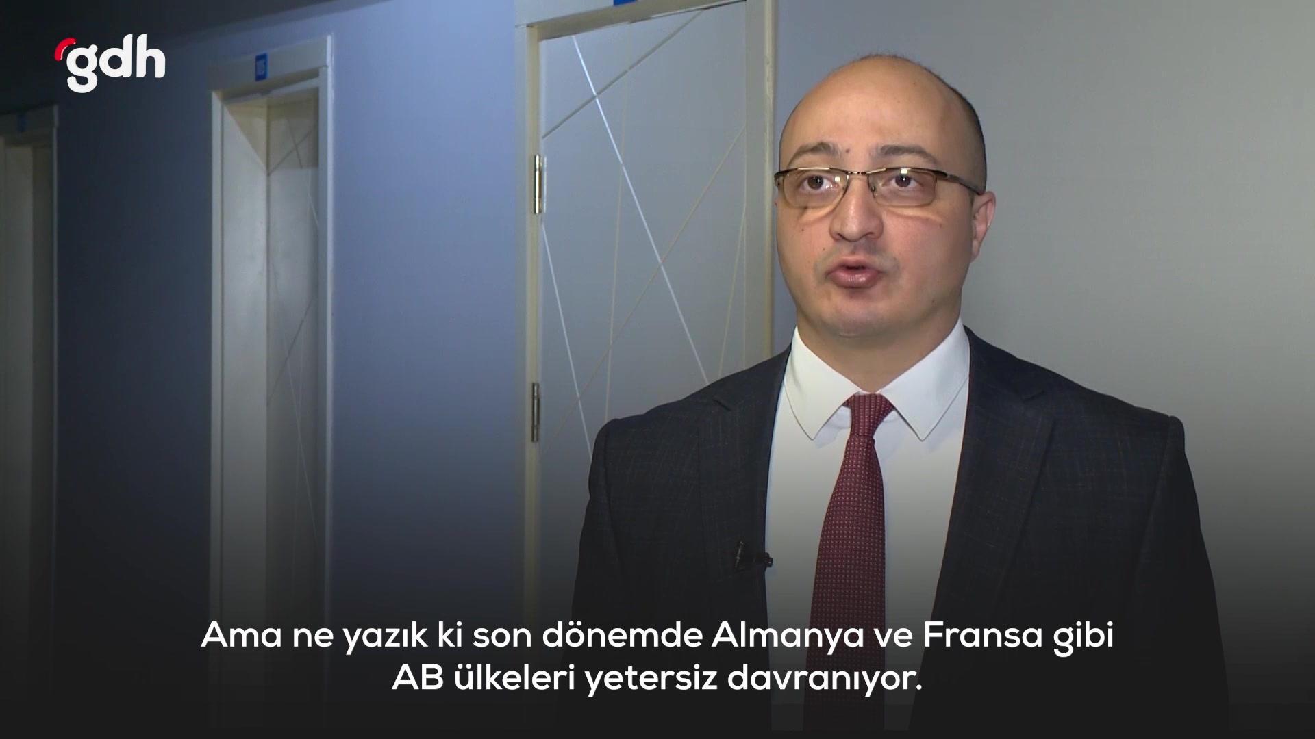 Azerbaycanlı Siyasetçi: Küçük Devletlerin Anlaşma Zorluğu