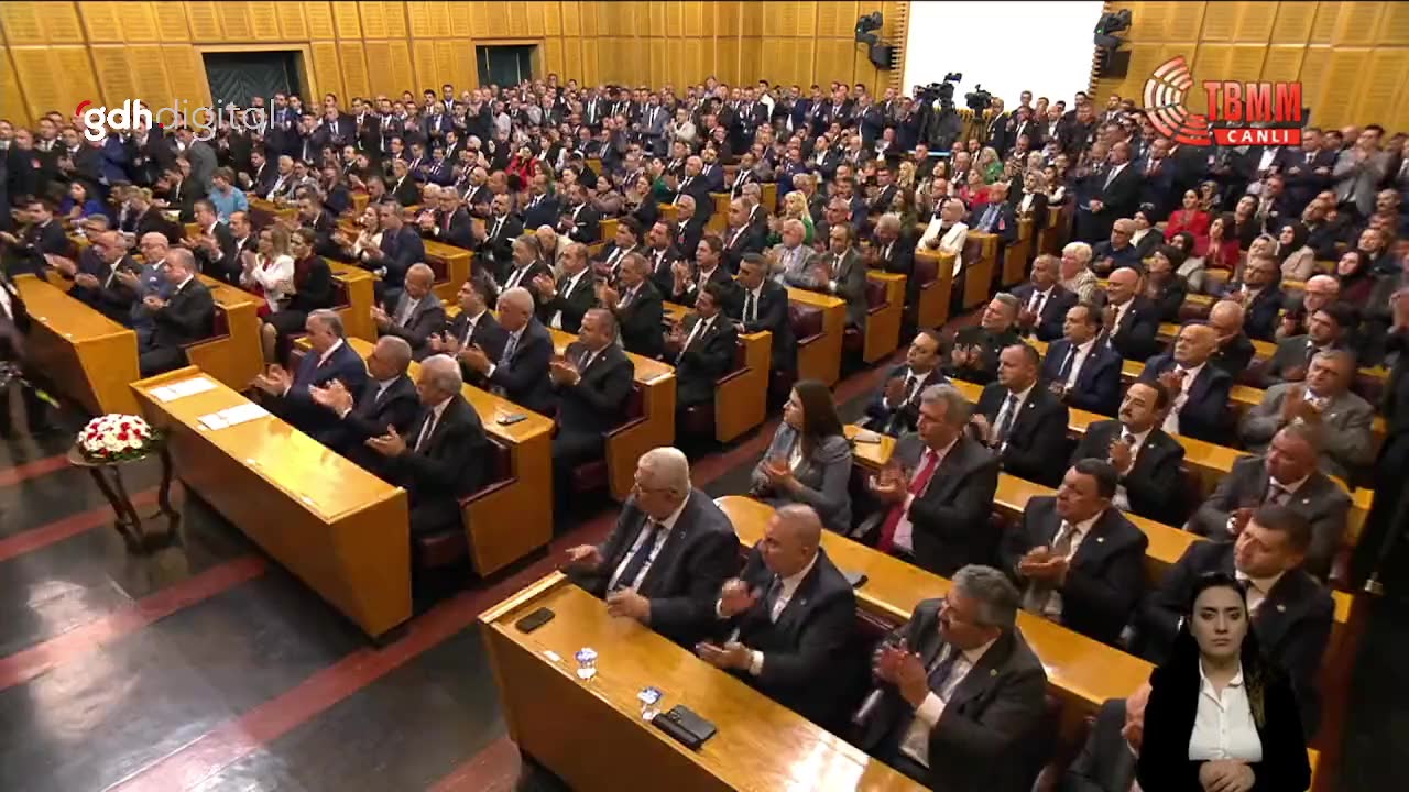 Bahçeli: İsrail'in operasyonları Gazze'yi yutacak, Türkiye hedefte