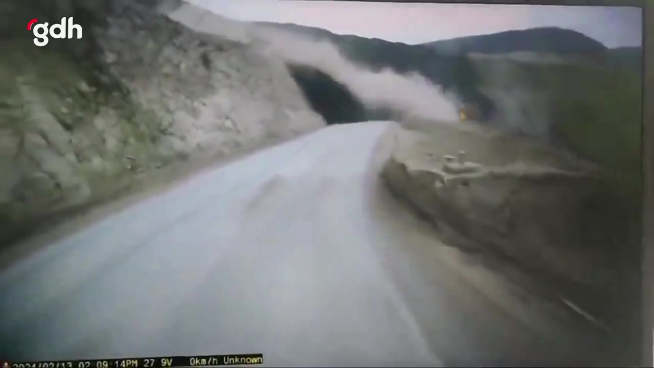 Erzincan İliç'teki toprak kaymasının yeni görüntüleri!