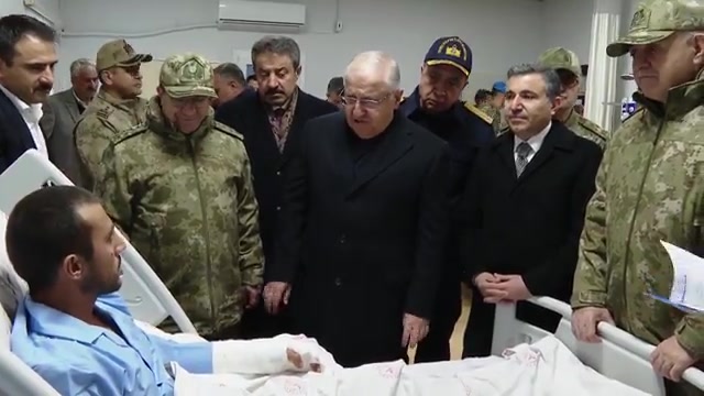 Bakan Güler, Pençe-Kilit şehitleri için tören sonrası Şırnak'ta yaralıları ziyaret etti