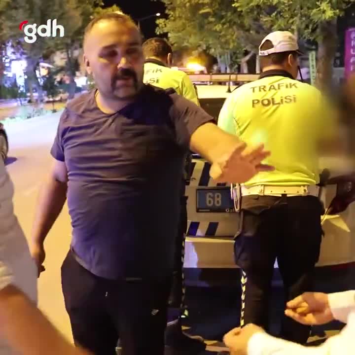 Aksaray'da minibüs süren çocuğun ve babasının sözleri pes dedirtti