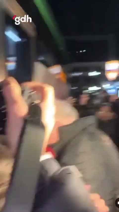 Tiflis'te AB destekçileri, Rusya yanlısı yargıçlara yumurta attı