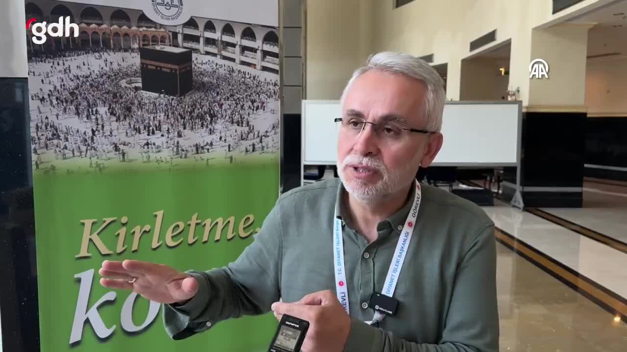 Diyanet: Kabe'de canlı yayın ve fotoğraf hacca zarar verir