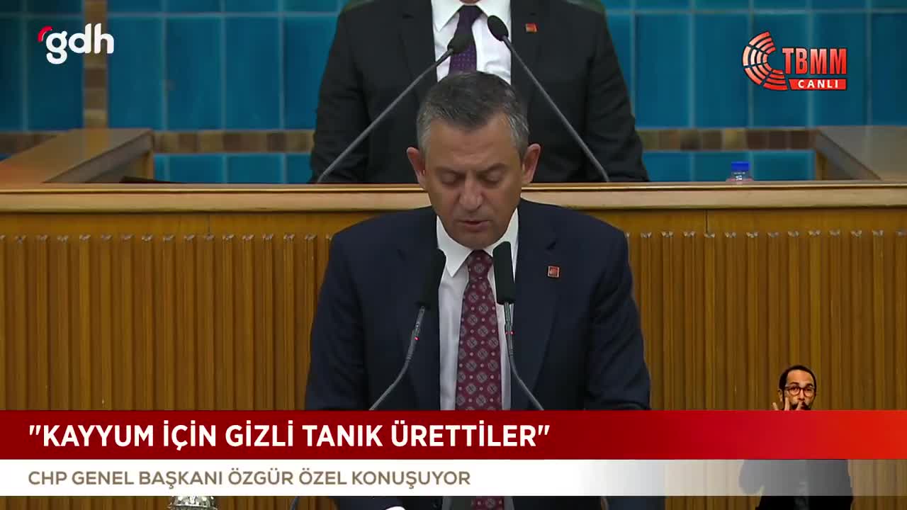 Özgür Özel: Ahmet Özer'e terör suçlamaları haksız ve yalan