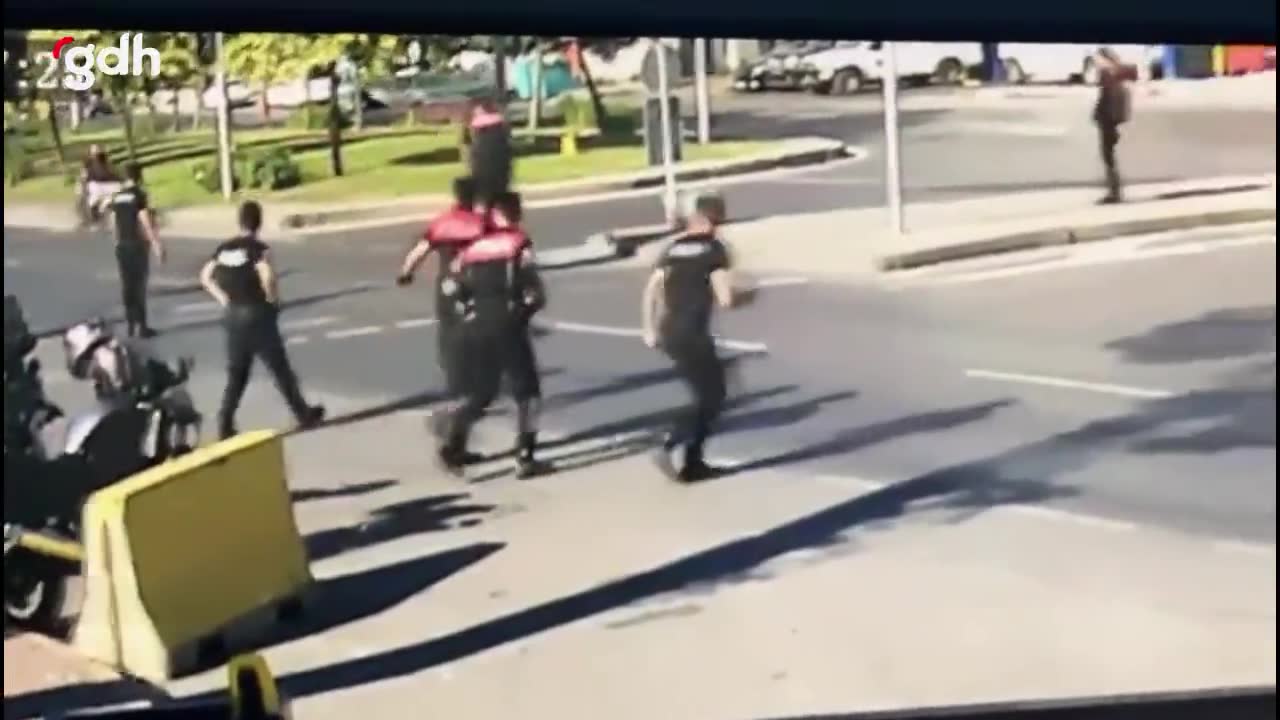 Kağıthane'de dur ihtarına uymayan motosikletli sürücü, polisi şehit etti