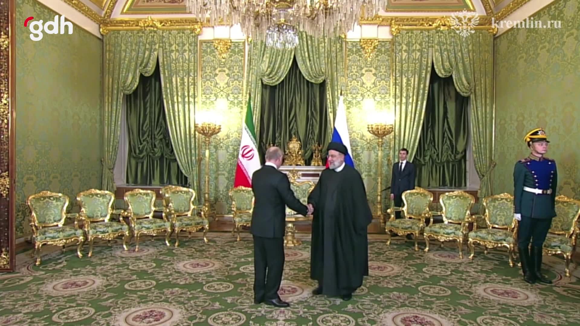 Reisi, Moskova'da Putin ile buluştu