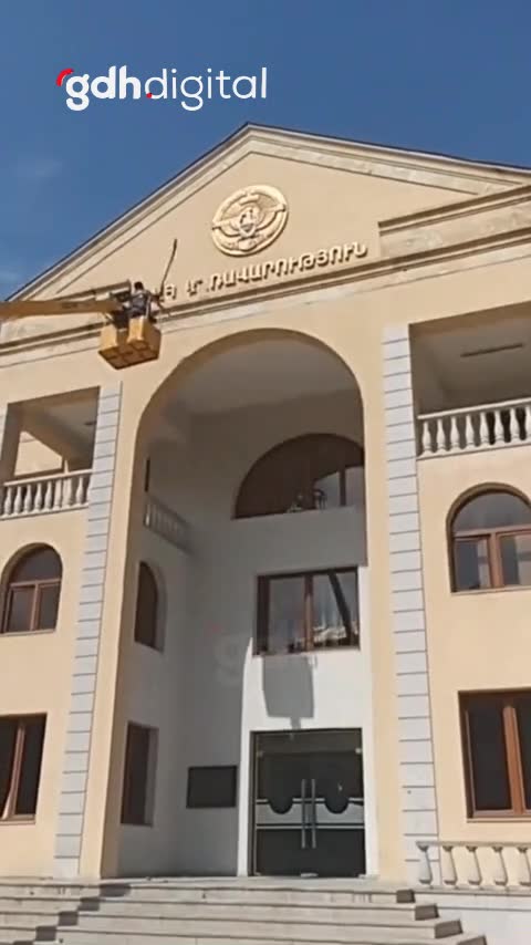 Karabağ'da ayrılıkçı teröristlerin izleri temizleniyor