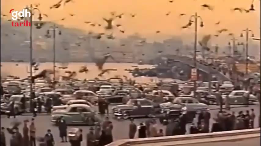 1957 Yapımı "İstanbul" Filmindeki Önemli Detaylar