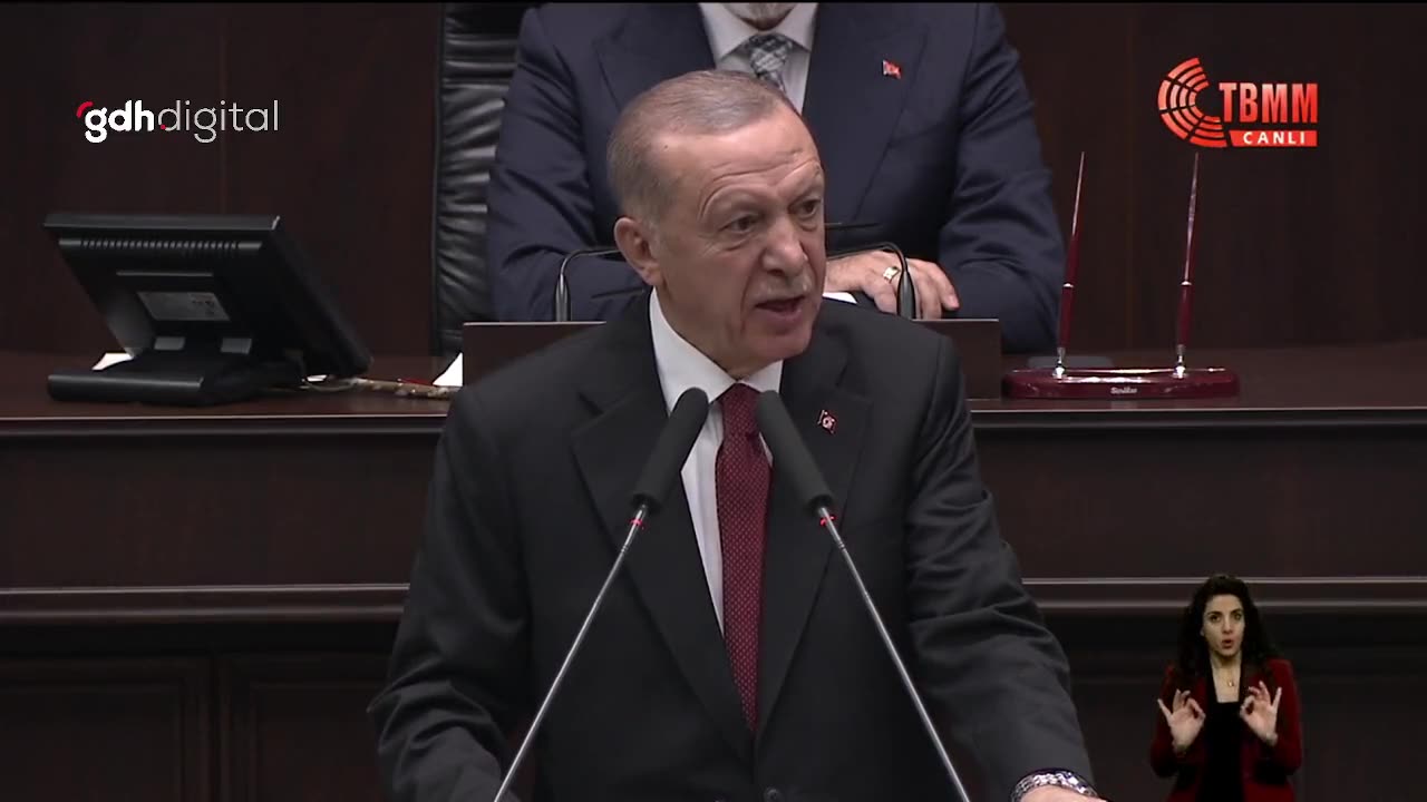 Erdoğan: Gelecek seçimde sürpriz yapmak istiyoruz