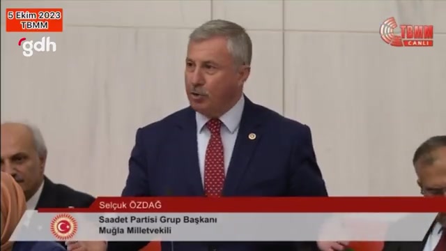 Saadet Partisi Grubu, TBMM'de komisyon sıralarını işgal etti