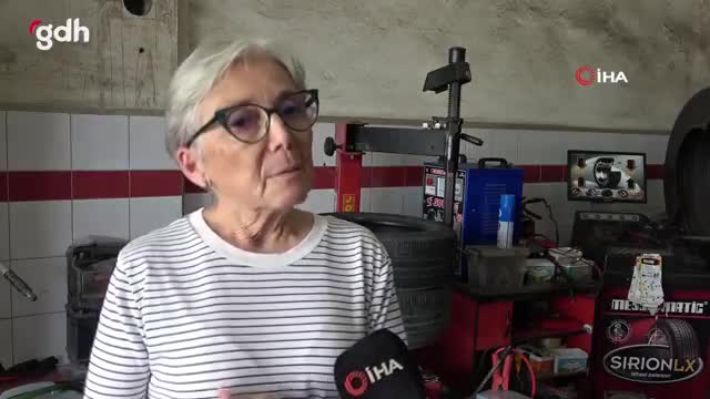 Giresun'da 40 yıla yakın lastikçilik yapan Dilek Domaçoğlu'na "Yılın Ahisi" unvanı verildi