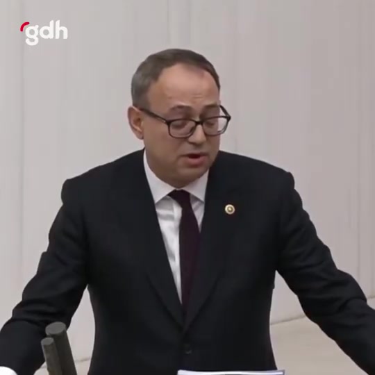 MHP'li Topsakal: Savaşın kaybedeni insanlıktır