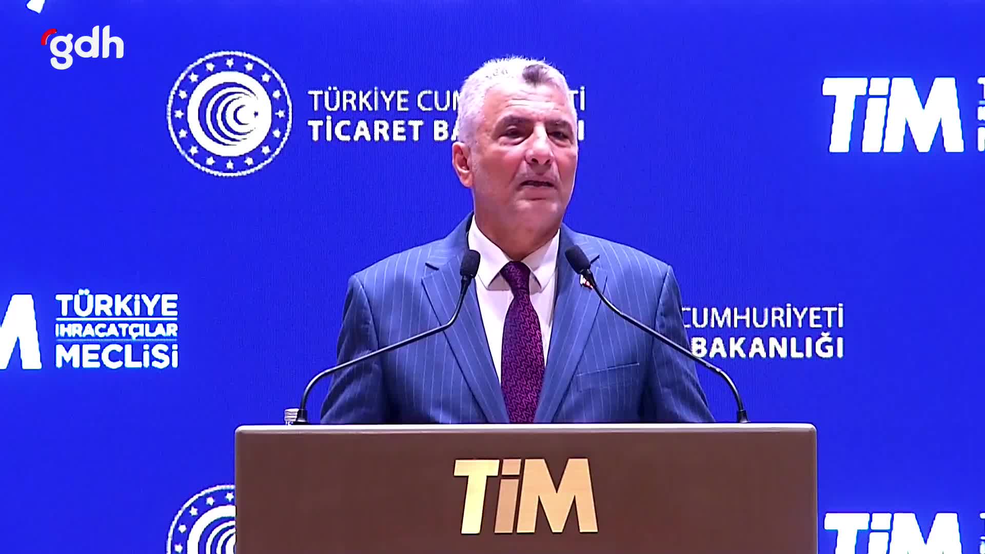 İhracat Ağustos'ta %2,4 artışla 22,1 milyar dolar oldu