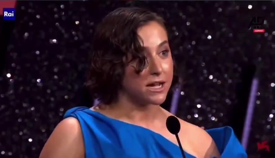 Yahudi Yönetmen Sarah Friedland: Filistin Dayanışmasıyla Ödülüm