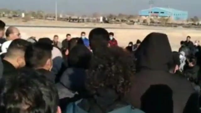 Aylar'ın cenazesi Tahran'da protestolarla defnedildi