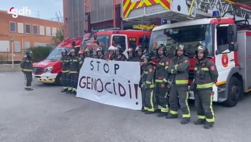 Barselona'da itfaiyeciler, İsrail'in Gazze'ye soykırımını protesto etti