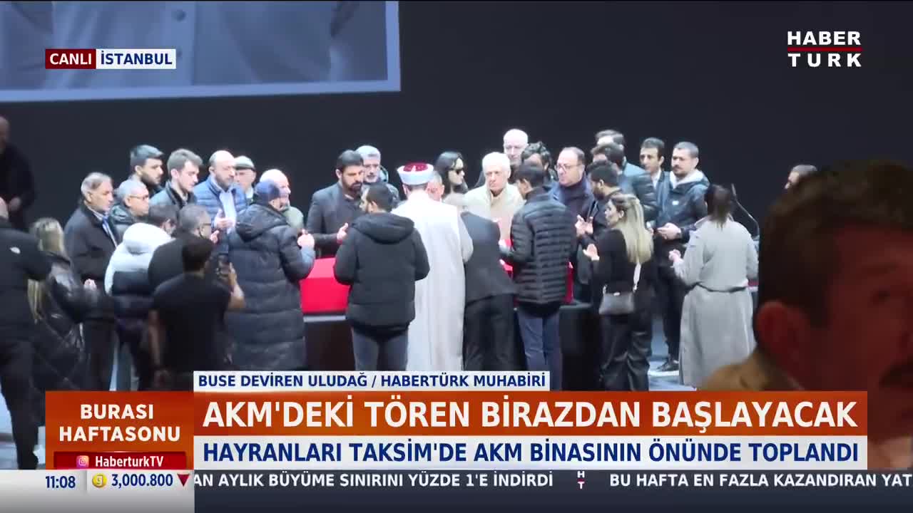 Ferdi Tayfur'un cenazesi Türk bayrağıyla Atatürk Kültür Merkezi'nde