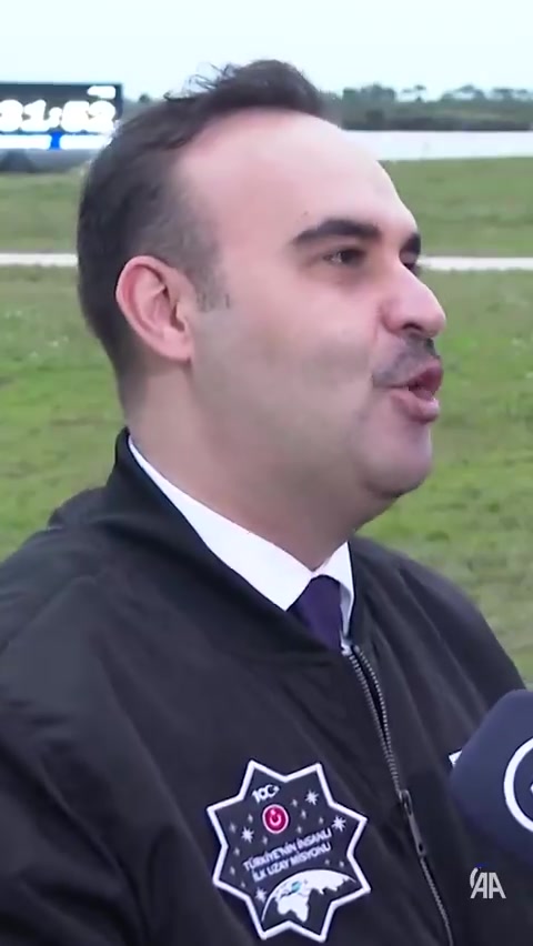 Bakan Kacır: Çocuklarımızın gurur ve mutluluk anı hiç unutulmayacak