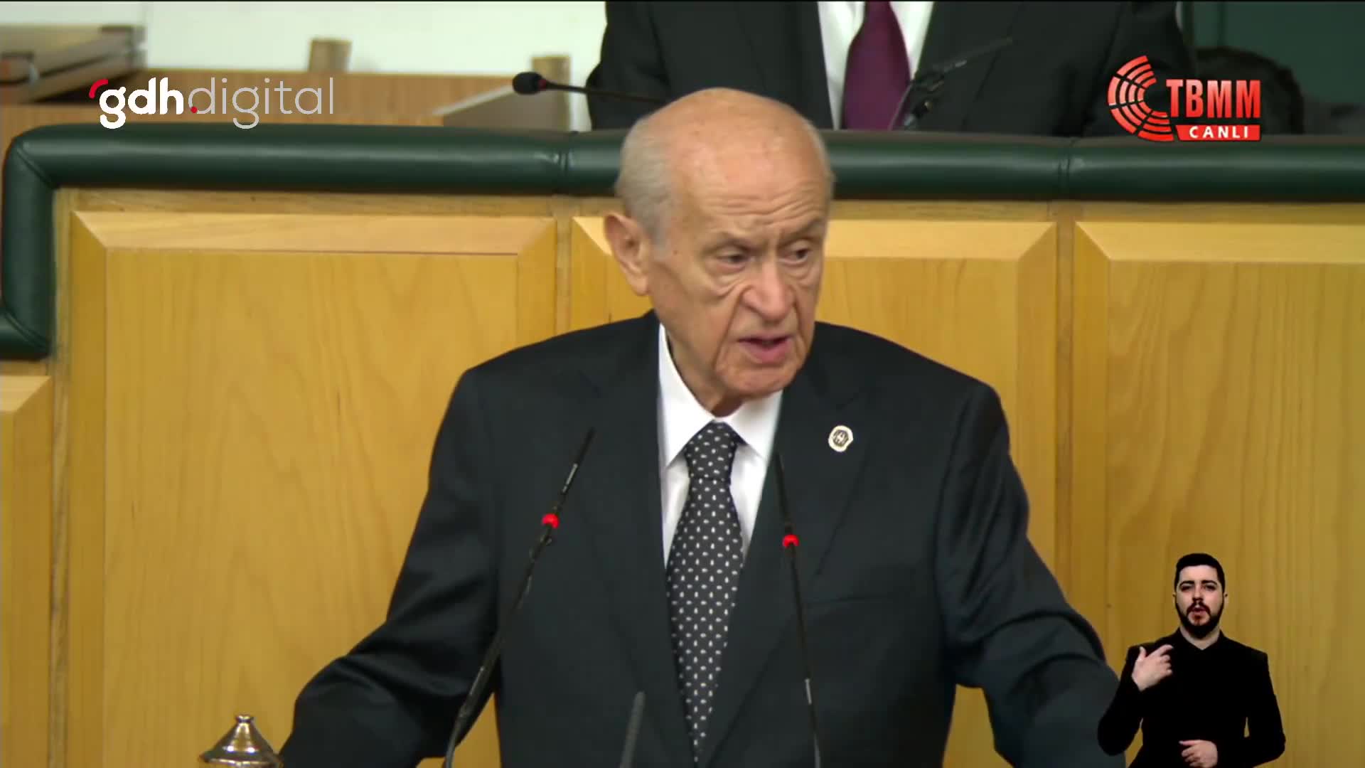 Bahçeli: İsrafı eleştirenlerin bütçeyi savurması ayıptır