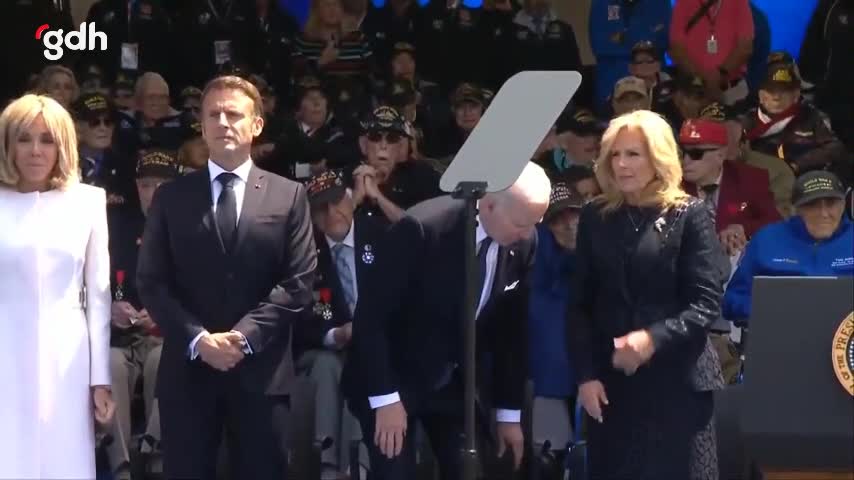 Biden, Normandiya Çıkarması'nın 80. yıl töreninde boş sandalyeye oturmaya çalıştı