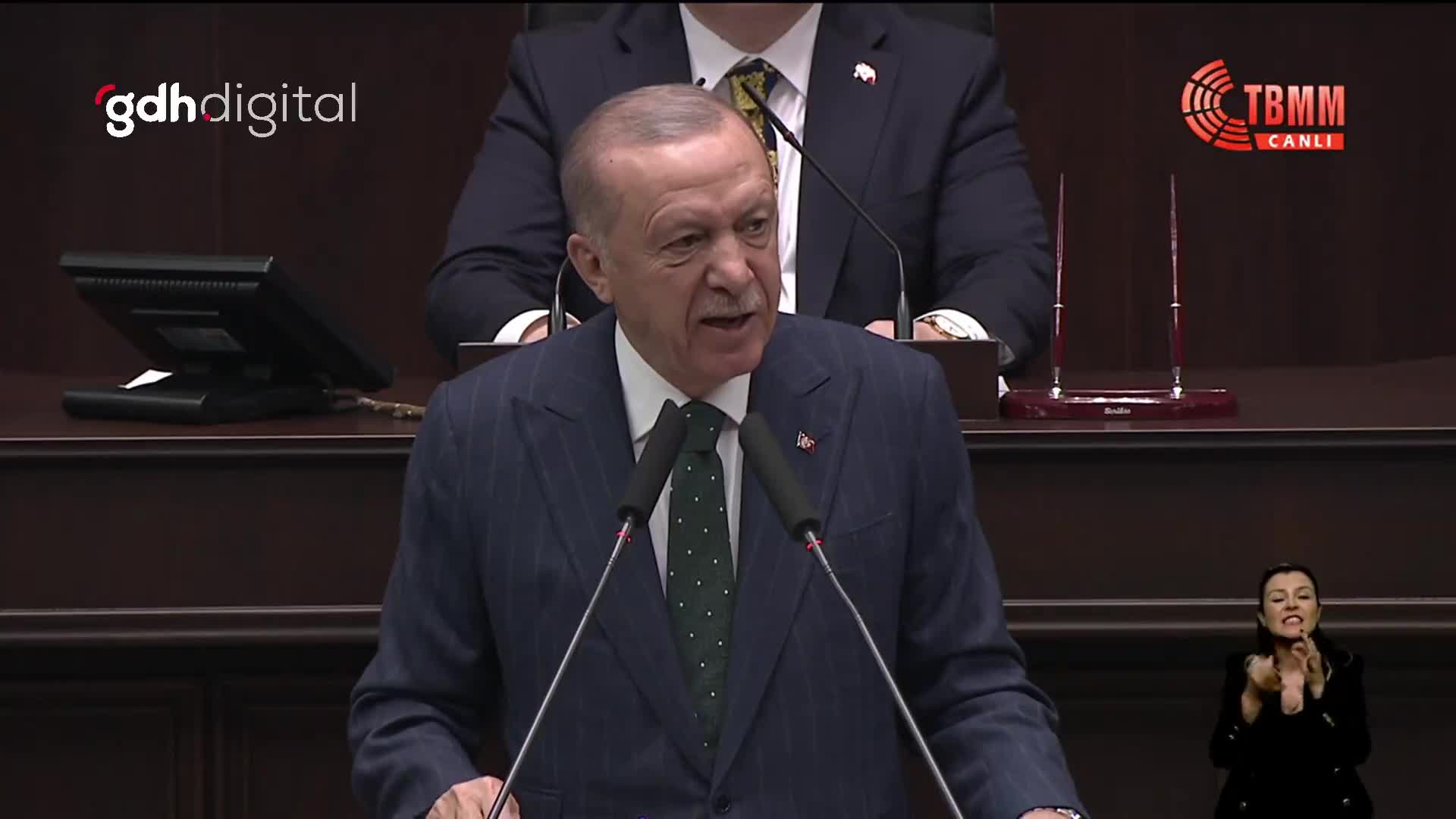 Erdoğan: İstanbul'un fethi, Haçlı işgalinden farksız değil!
