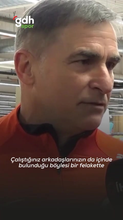 Kuntz, deprem bölgesine destek için kasiyerlik yaptı