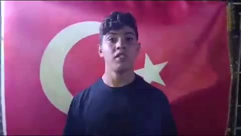 MİT, El Bab'da bayrağa saldıran şüpheliyi yakaladı
