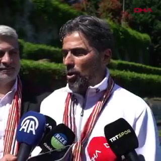İlhan Palut, 2024 çay kampanyasında tarlada çay topladı