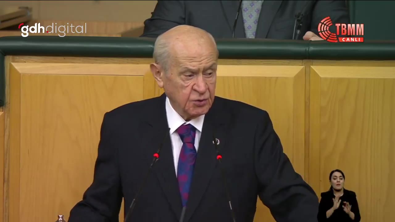 Bahçeli: Sosyal medya belediyeciliği sona ermiştir
