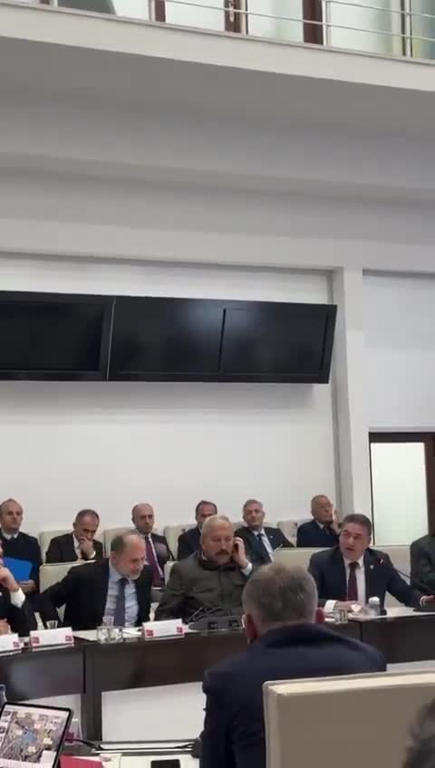Mullaoğlu, Bakan Kurum'a deprem çalışmaları için teşekkür etti