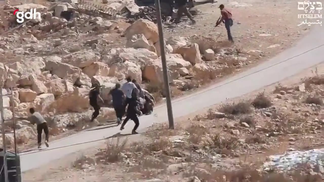 Yatta'daki camide cemaate ateş açıldı, bir genç vuruldu