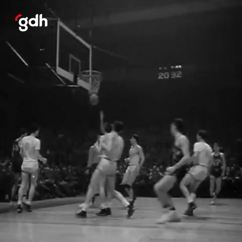 Basketbolun Evrimi: 1940'dan Bugüne Değişim