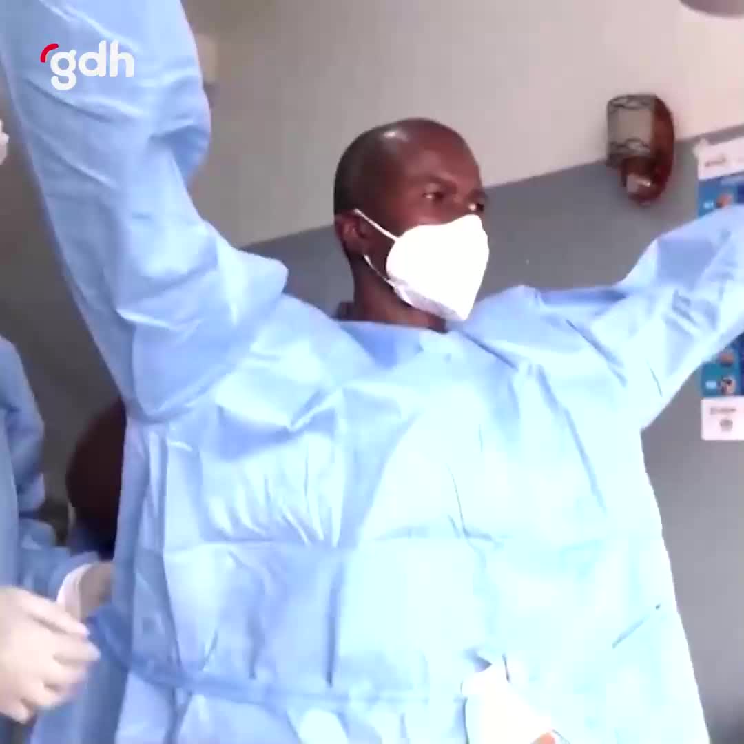 AB, Kongo'ya 100 bin doz maymun çiçeği aşısı gönderdi
