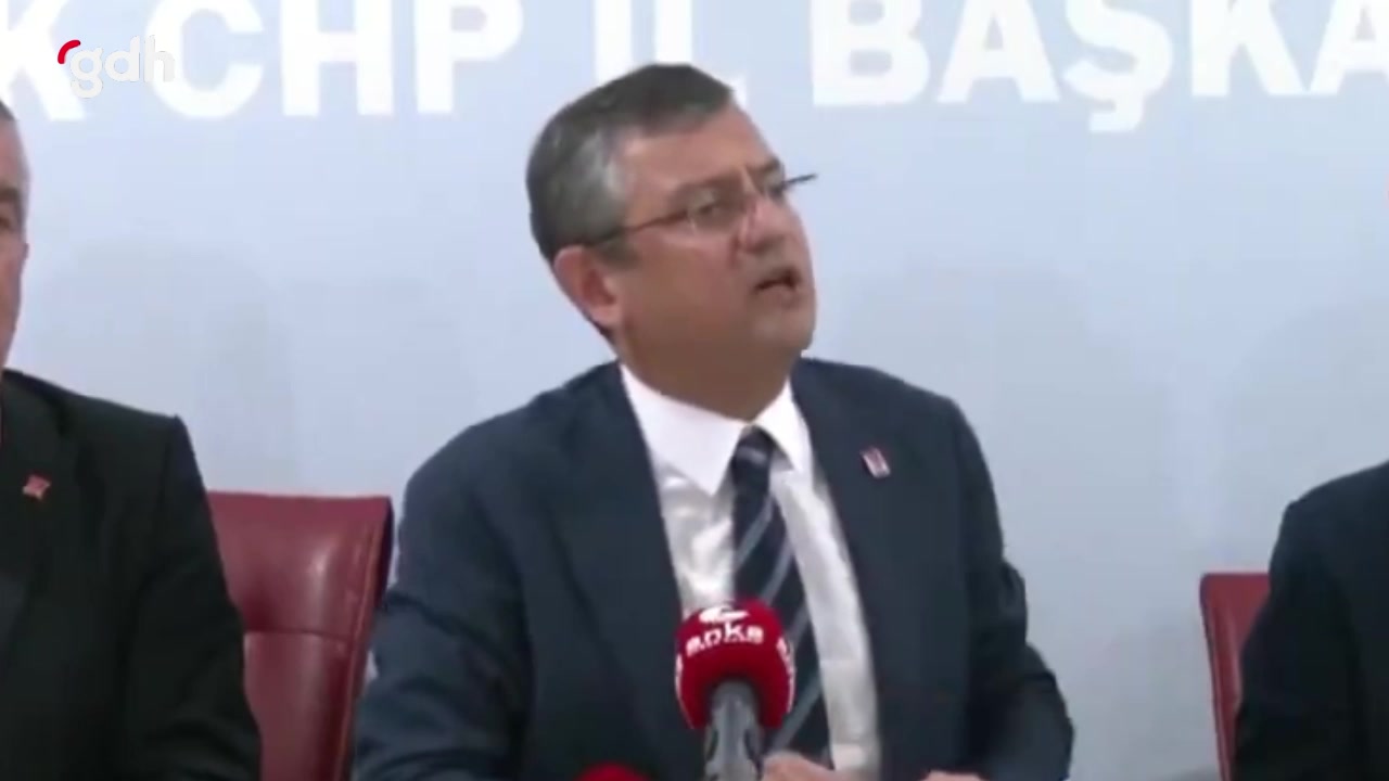Özgür Özel: Erdoğan'a 2+2=5 dese yine doğru derler!
