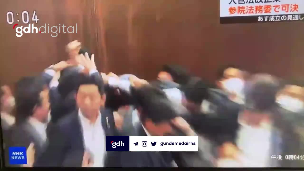 Taro Yamamoto'dan Göçmenlik Yasası Oylamasına Saldırı