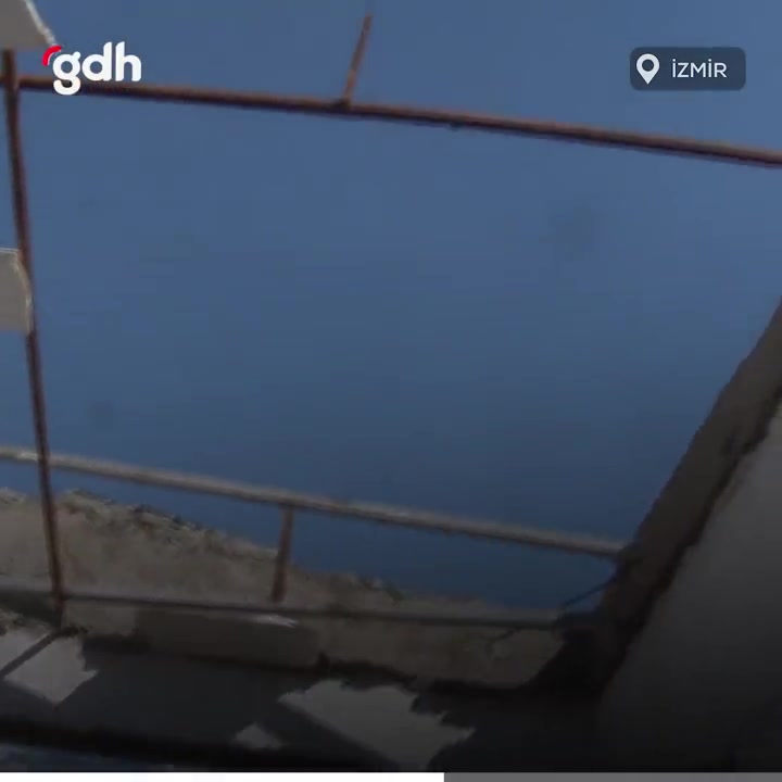 Kemalpaşa'da hırsızlar evin her parçasını çaldı, sadece duvarlar kaldı