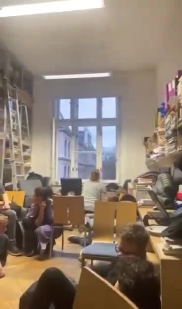 Prag'daki Charles Üniversitesi'nde 15 ölü, 30 yaralı var