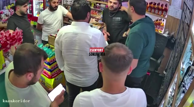Esenyurt'ta 2 kişi öldürüldü, 1 yaralı; katiller aranıyor!