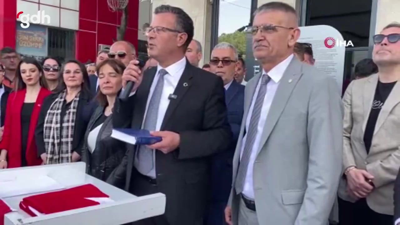 Alaşehir'in CHP'li Başkanı Ahmet Öküzcüoğlu, ikinci dönemine başladı
