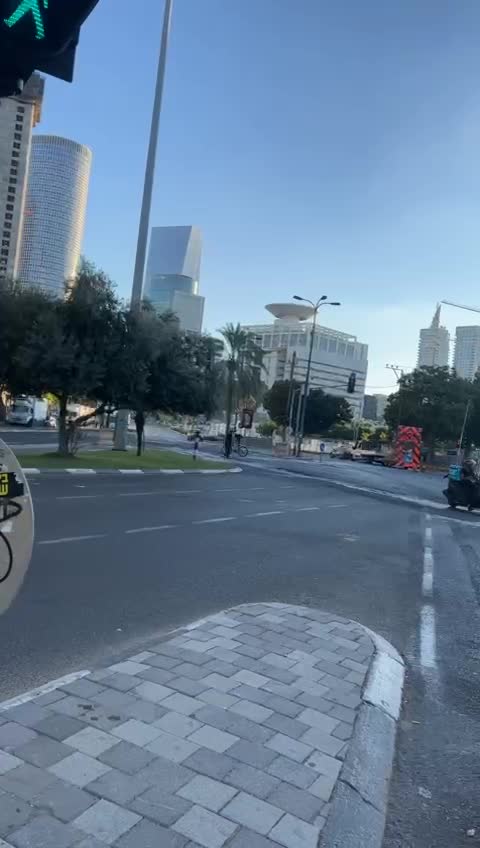 İsrail'de Tel Aviv'de roketli saldırı ve sirenler çaldı