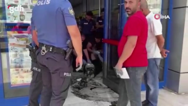 Antalya'da bıçaklama sonrası ilginç tepki: Ayçiçek yağı!