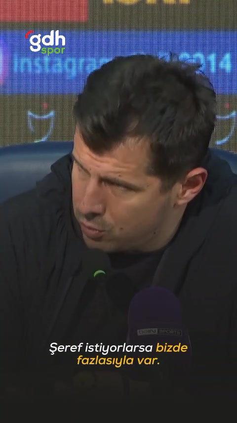 Emre Belözoğlu, Beşiktaşlıların tezahüratına tepki verdi