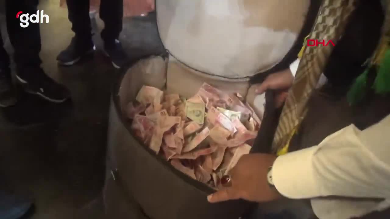 Şanlıurfa'da aşiret düğününde geline 6 kilo altın takıldı