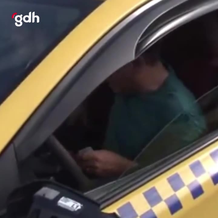 Kadıköy'de ceza yiyen taksici: "Haram zıkkım olsun!"