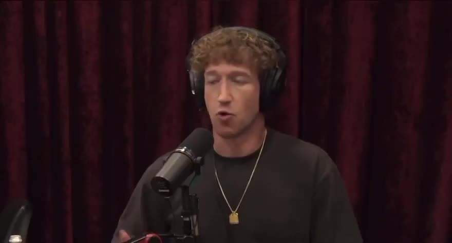 Zuckerberg: Covid döneminde gerçekleri saklamamız için baskı yapıldı